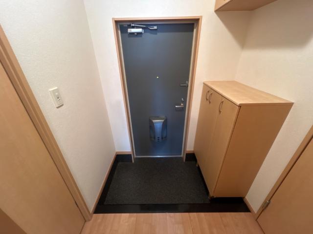ミール株山 玄関