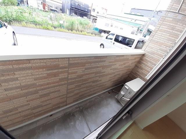 ルミエール中坪（102） バルコニー
