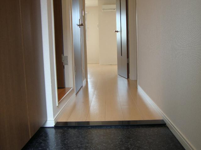 モアドルチェ 玄関