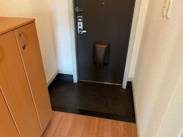 ヒルトップ　ネウラ 玄関