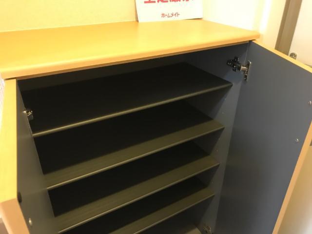 ラッフル金城 玄関