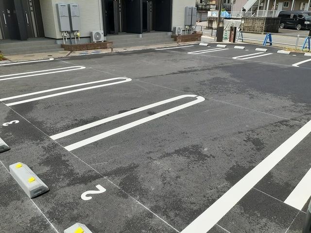 エスシー　トリア（103） 駐車場