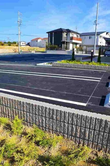 ミル・ベネフィス（107） 駐車場