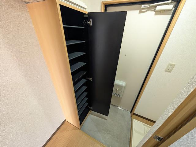 タイムD1（1416） 玄関