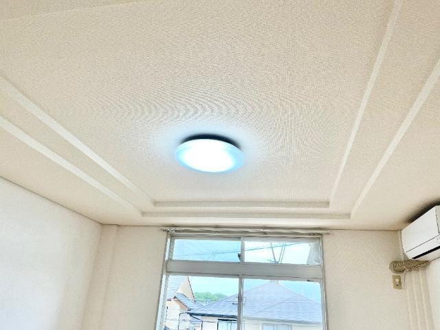 風のささやき 部屋画像
