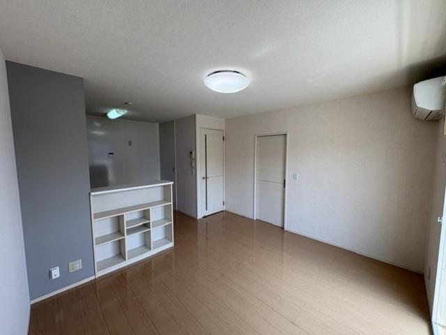 グランモア一ツ木　C（102） 部屋画像