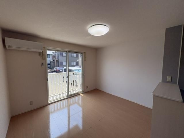 グランモア一ツ木　C（102） 部屋画像