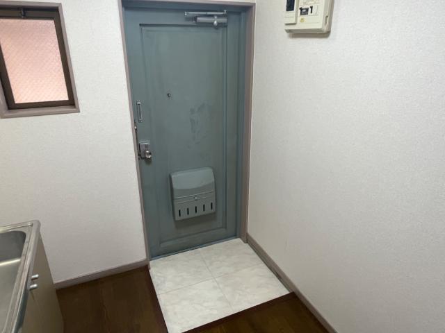 フォレストⅡ 玄関