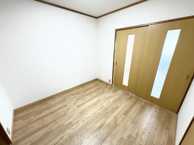 ＣＲＹＳＴＡＬ　ＰＡＬＡＣＥ（クリスタルパレス） 部屋画像