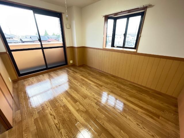 ウィスタリア 部屋画像