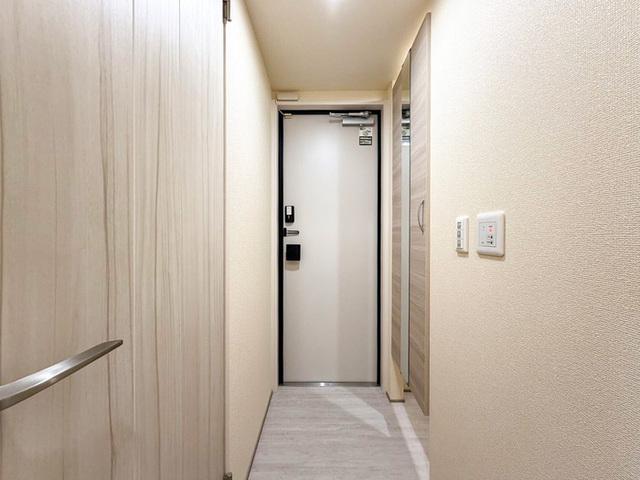 アメニティコート（105） 玄関