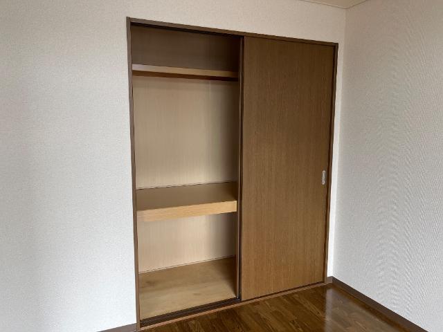 メルロウズプレイスＡ棟 収納