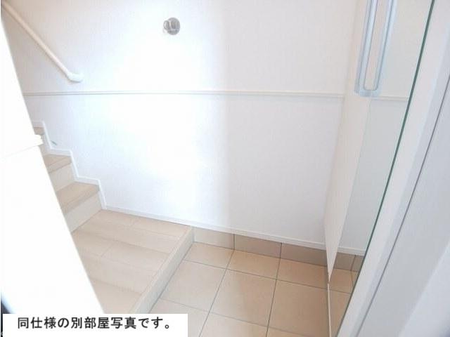 ネーベン　パーク　７１８２（303） 玄関
