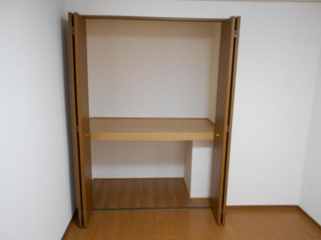 パインヒル（101） 収納