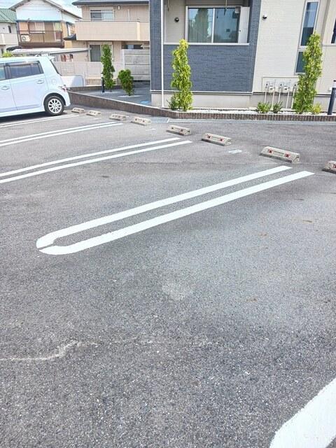 ヒル　クライム（203） 駐車場