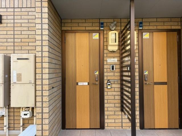 サンシャインヒルズＭ　B棟（106） 玄関