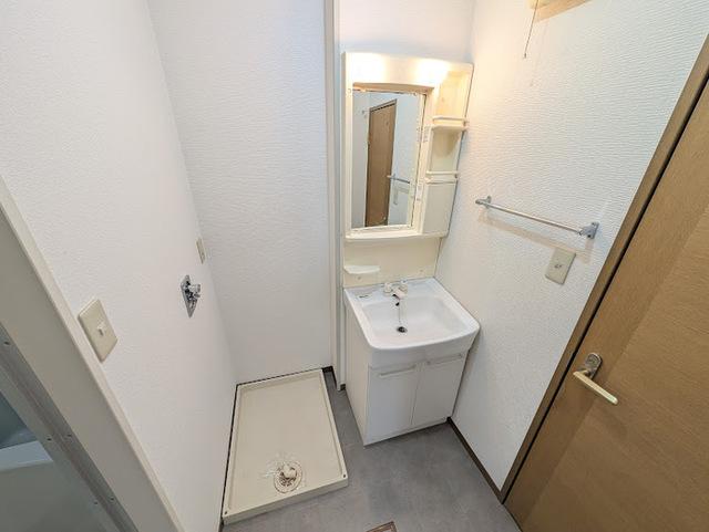 ぷらっとＭＩＹＵＫＩ　E（102） 部屋画像