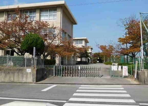 富士松東小学校：1000m