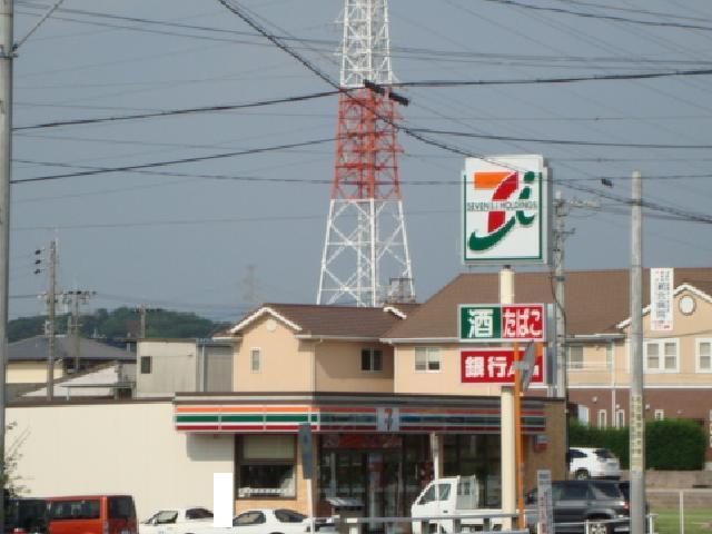 セブンイレブン（コンビニ）：253m