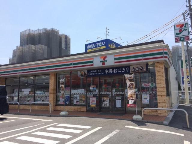 セブンイレブンみよし天王店：247m