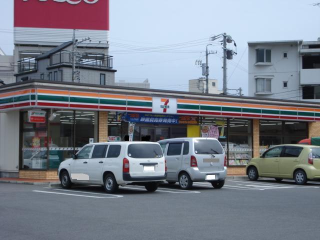 セブンイレブン豊田市上野町店：920m