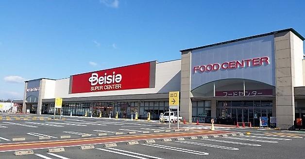 ベイシア三好店：567m