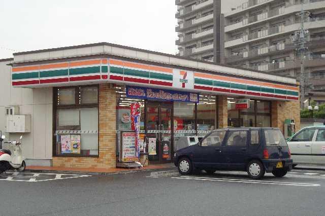 セブンイレブン豊明大久伝店：524m