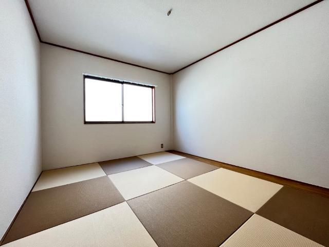 ＷＩＮＧ香久山Ａ 室内