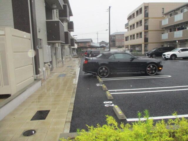 クリア　トゥレスＢＣ　Ｃ棟（301） 駐車場