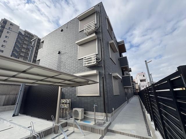 GRAND　D-ROOM豊田久保（302） エントランス