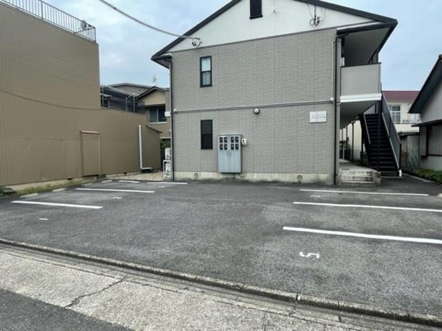 プリシェール元八事（203） 駐車場