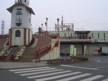 石橋駅：300m