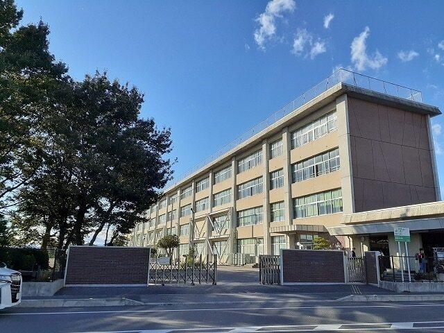 市立雀宮中央小学校：650m