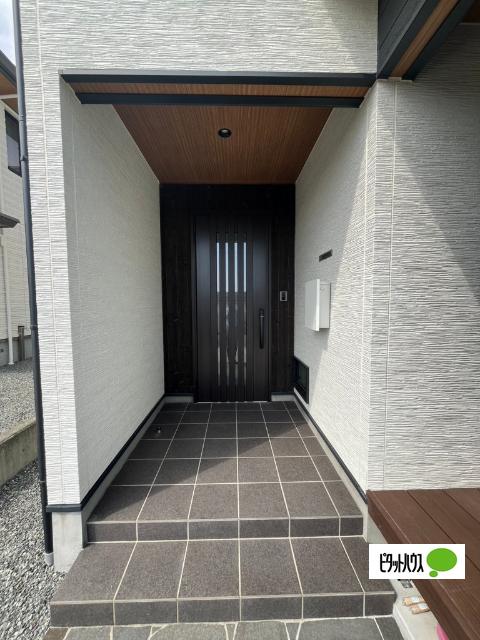 富士市大淵　中古戸建 エントランス