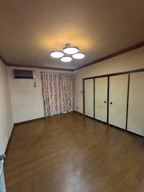 三島市沢地中古住宅 リビング