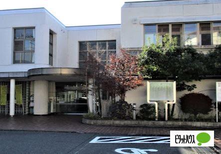 富士市立東図書館