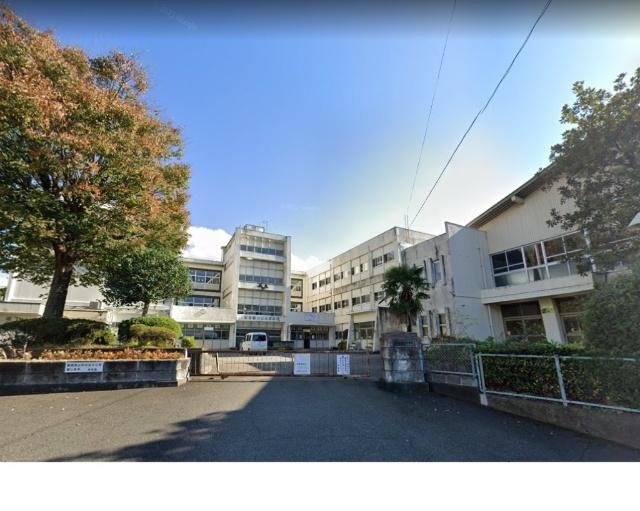 沼津市立愛鷹中学校