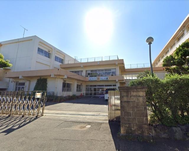 函南町立東小学校