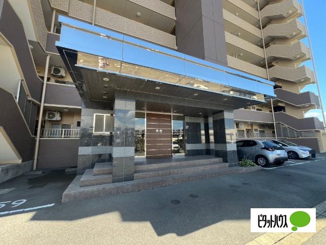 エンブルソレア今泉小前 エントランス