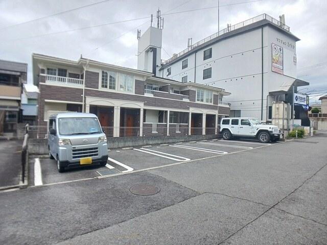 セブン　リッチ（201） 駐車場