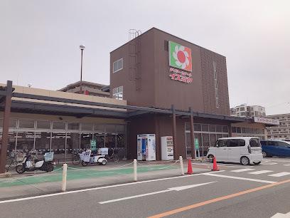 イズミヤ 橿原神宮前店：750m