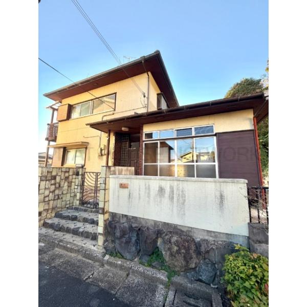 奈良県橿原市菖蒲町３丁目