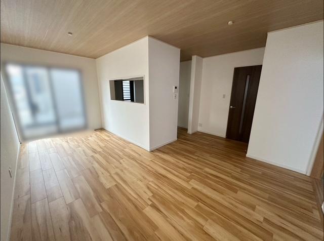 田原本町　新木　中古戸建 リビング