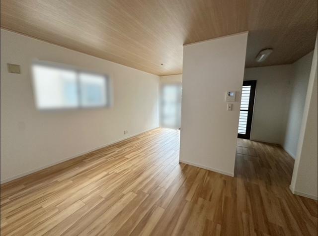 田原本町　新木　中古戸建 リビング