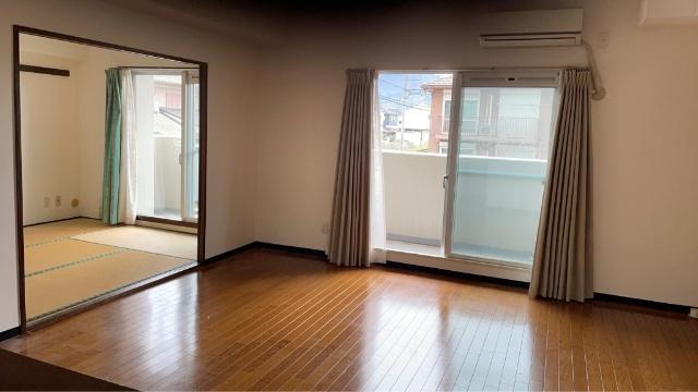 當麻リバティ参番館　中古マンション リビング