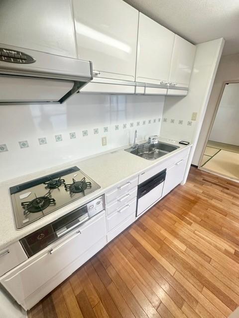 朝日プラザ・アトリアーナ八木　中古マンション キッチン