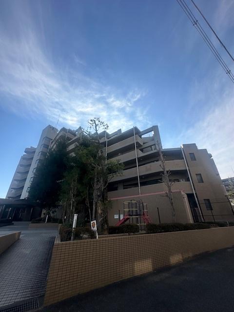 サントゥール八木 外観