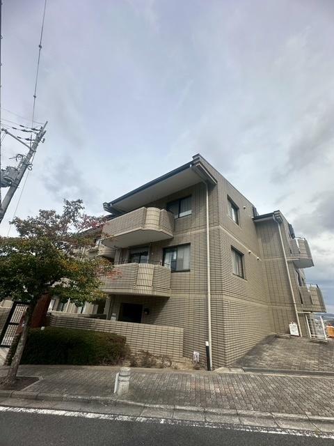 ヴェルビュあやめ池　A棟　中古マンション 外観