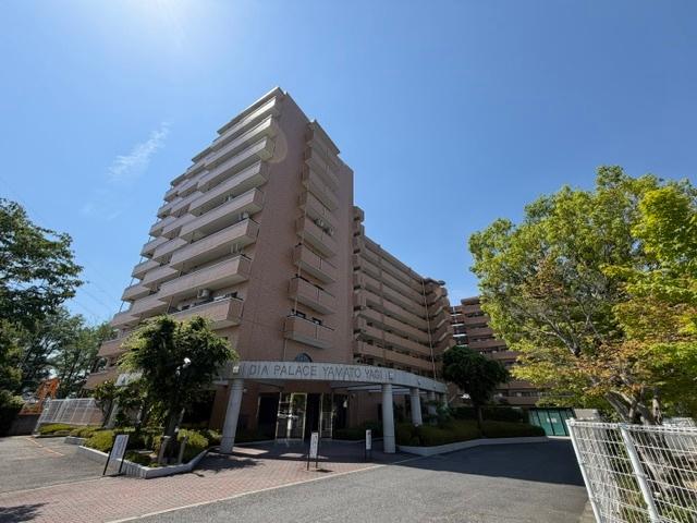 ダイアパレス大和八木　中古マンション 外観