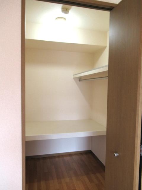 グランメール千昭（201） 部屋画像